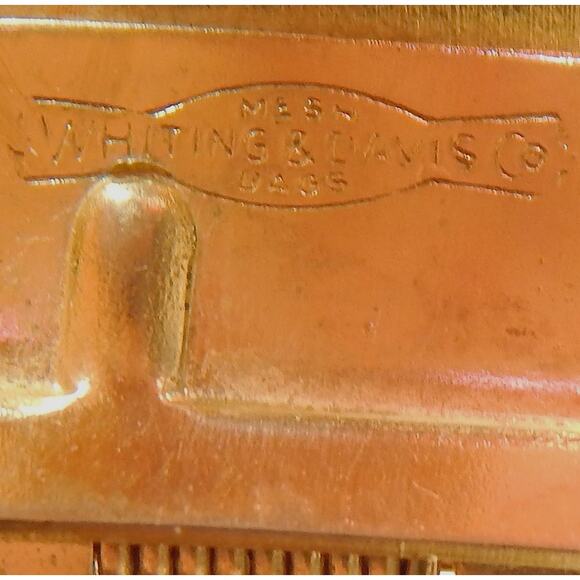 Vintage Whiting Davis Hinged Bangle Art Nouveau Leaf Relief Bracelet - Picture 7 of 11